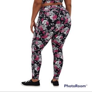 Torrid floral skull active legging